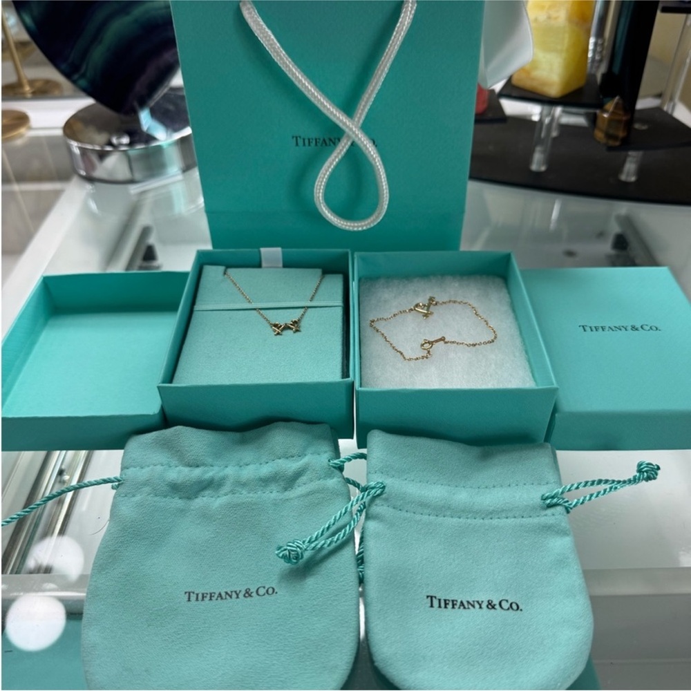 Tiffany & Co. 18k Rose Gold Paloma Picasso Necklace and Bracelet Set